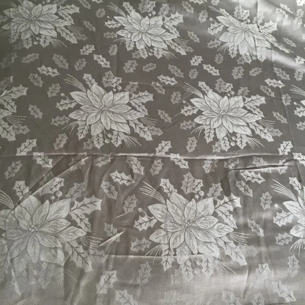 Martha Stewart Christmas Round Tablecloth Silver Damask Poinsettia & Holly 70' D